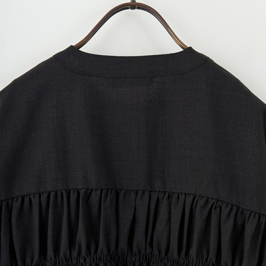 Jf Ready Made [ジェイエフレディメイド] 麻調バックギャザーブラウス [41252222] ﾌﾞﾗｯｸ