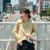 31 YELLOW&&モデル身長：150cm 着用サイズ：F&&