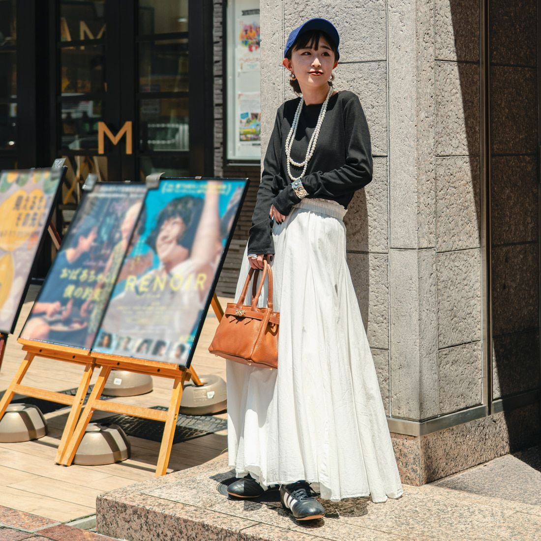 nenom [ネノム] × Ujichan 前後2WAY カットホール リブカットソー [NE25132007] 09 BLACK &&モデル身長：150cm 着用サイズ：F&&