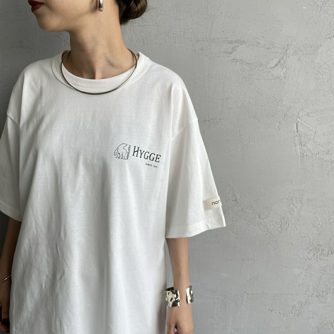 NORDISK [ノルディスク] 別注 HYGGE カモバックプリントTシャツ [NU11501-JF] WHITE &&モデル身長：150cm 着用サイズ：44&&