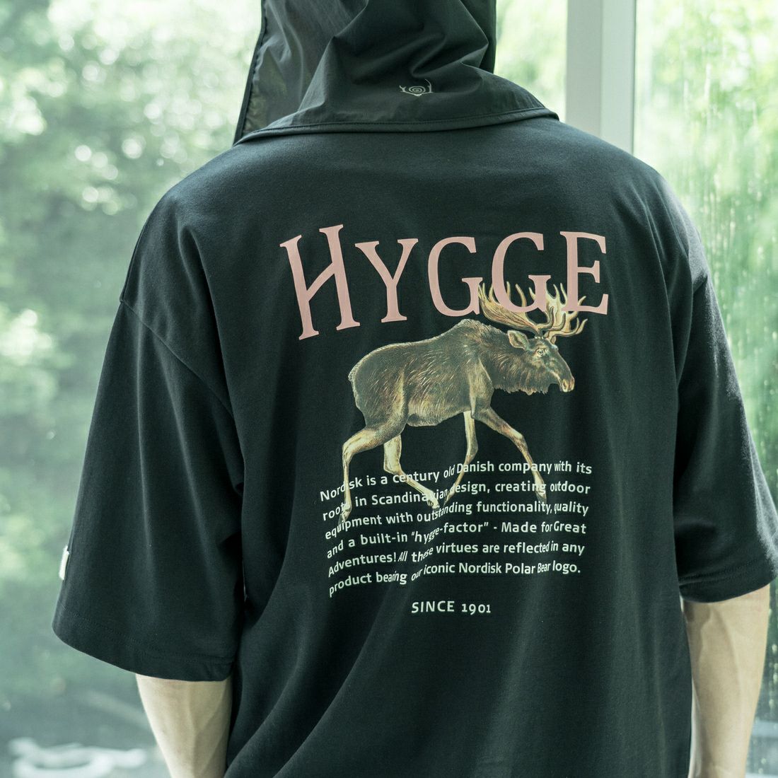 NORDISK [ノルディスク] 別注 HYGGE シカバックプリントTシャツ [NU11503-JF] BLACK