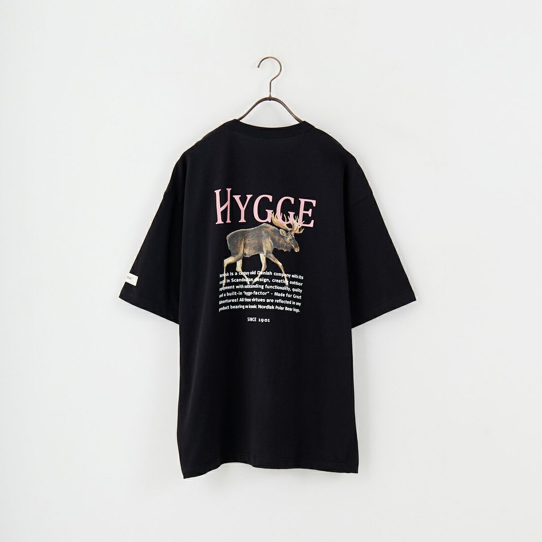 NORDISK [ノルディスク] 別注 HYGGE シカバックプリントTシャツ [NU11503-JF] BLACK