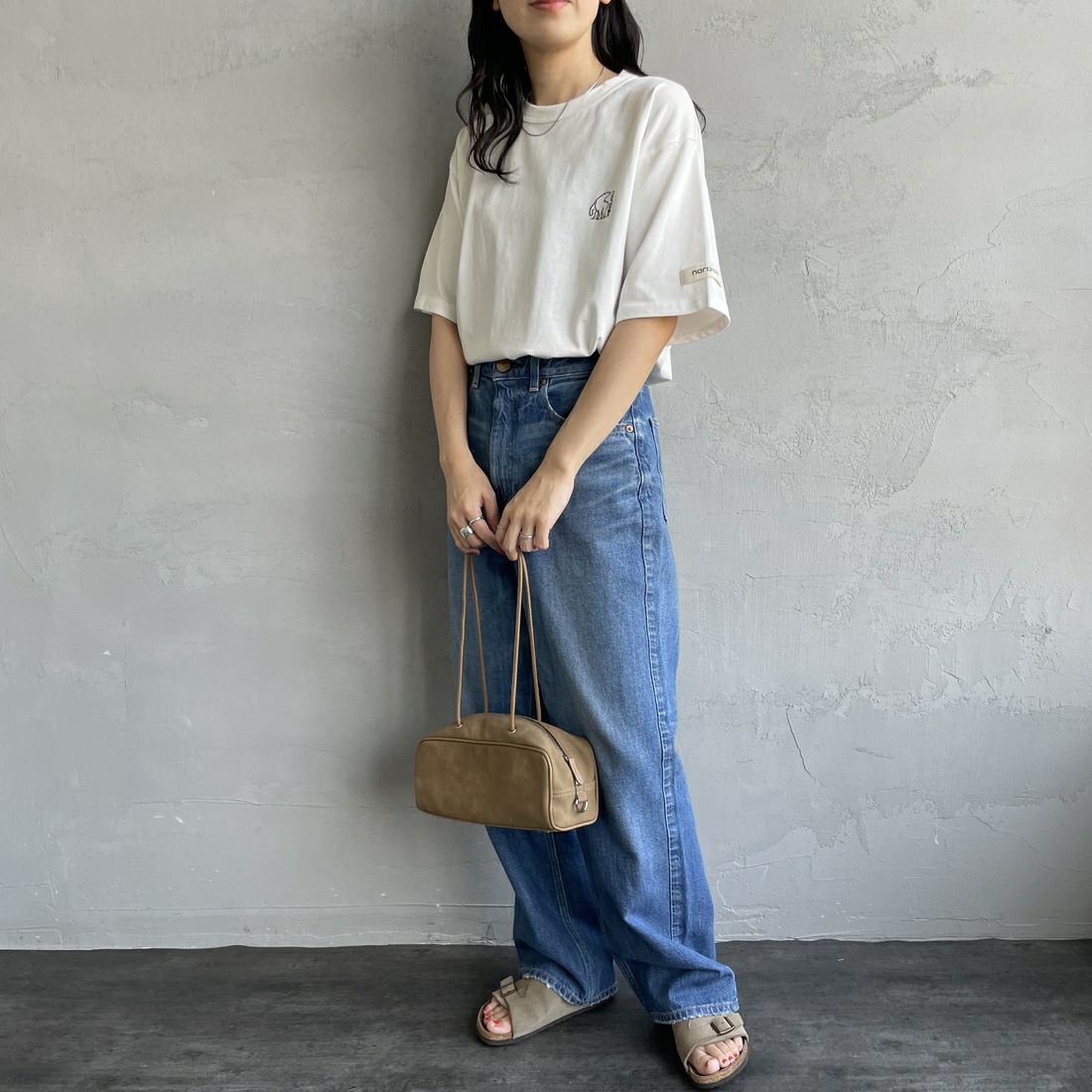 NORDISK [ノルディスク] 別注 バックロゴプリントTシャツ [NU11504-JF] WHITE &&モデル身長：160cm 着用サイズ：44&&