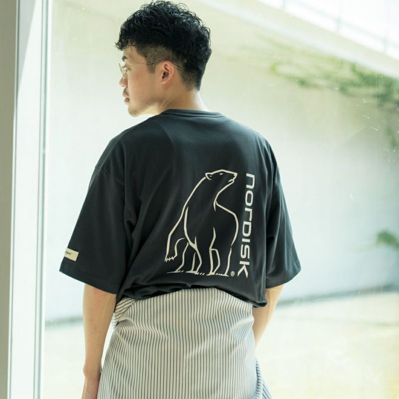 Tシャツ・カットソー GOLDEN  Men T Shirts GMP01220P000593OB BLACK Starコレクション Tシャツ（ブラック） フロント：トーン・オン
