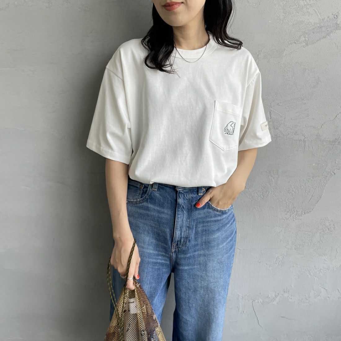 NORDISK [ノルディスク] 別注 ワンポイントポケットTシャツ [NU11505-JF] WHITE &&モデル身長：160cm 着用サイズ：44&&