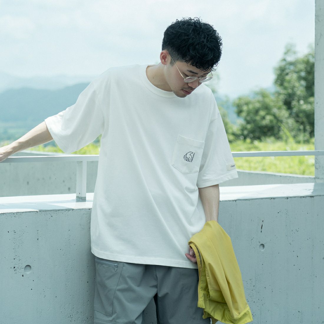 WHITE&&モデル身長：168cm 着用サイズ：L&&