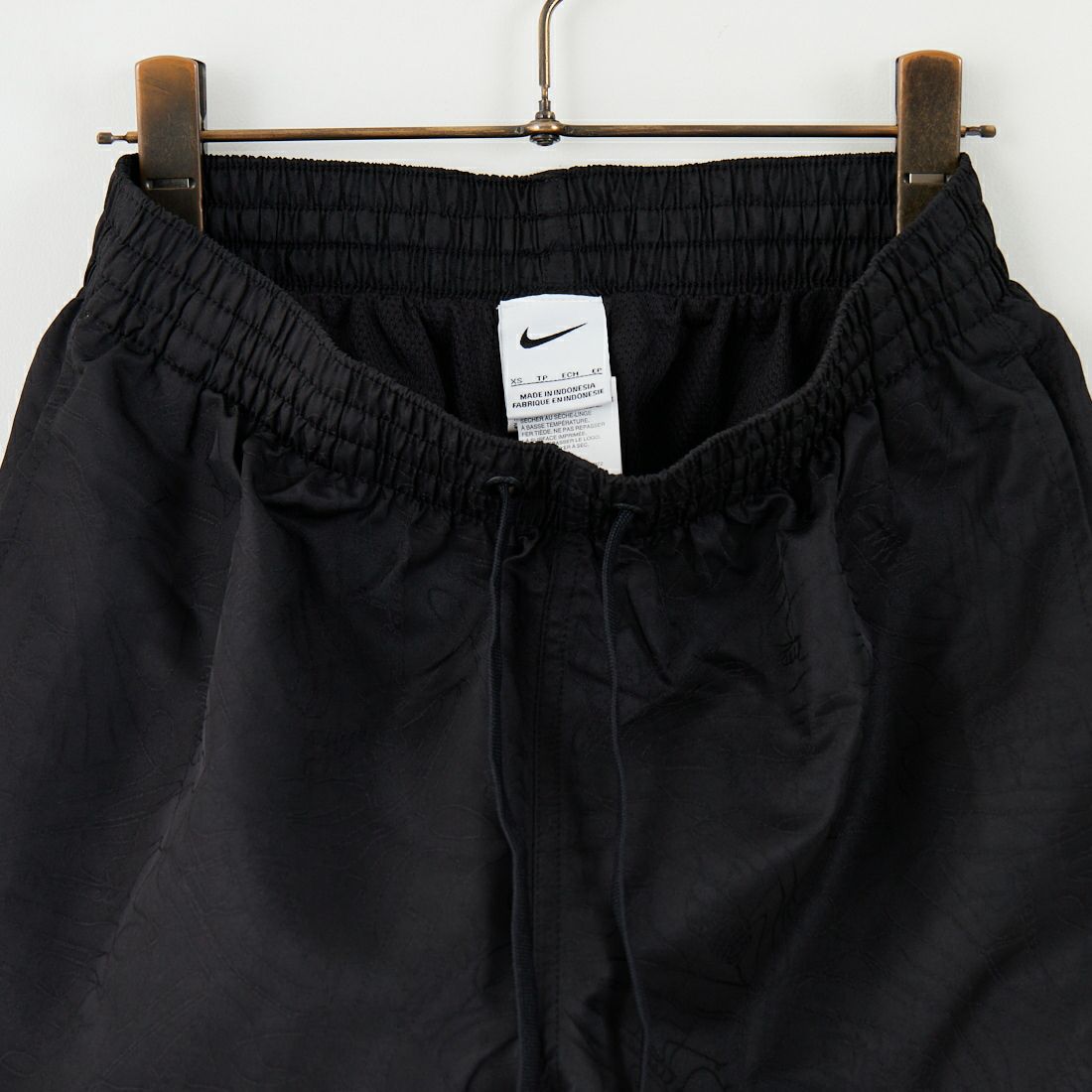 NIKE SWIM [ナイキスイム] スニーカーエンブロイデッド 7インチボレーショーツ [NESSF507] N001 ﾌﾞﾗｯｸ