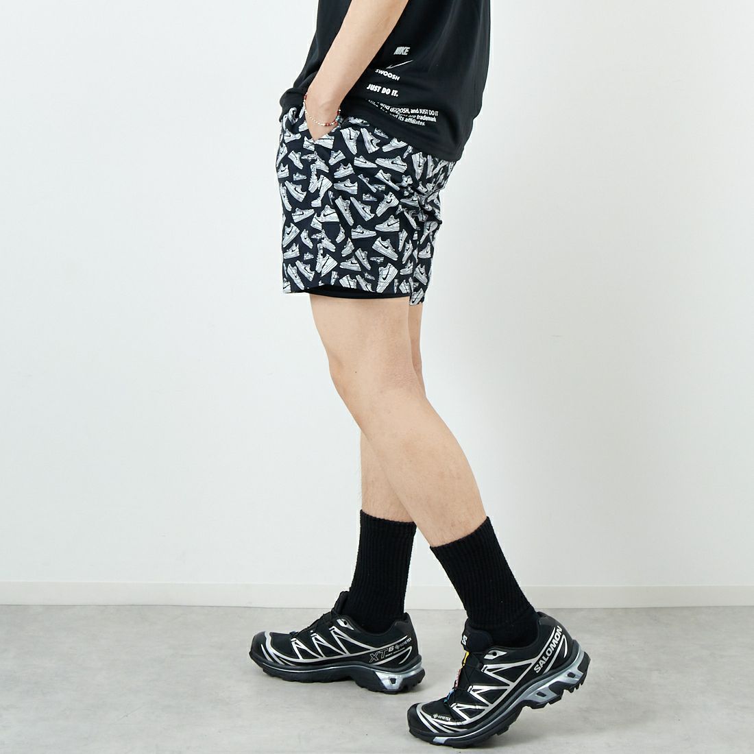 NIKE SWIM [ナイキスイム] エアフォース1プリント 7インチボレーショーツ [NESSF516] N001 ﾌﾞﾗｯｸ &&モデル身長：179cm 着用サイズ：L&&