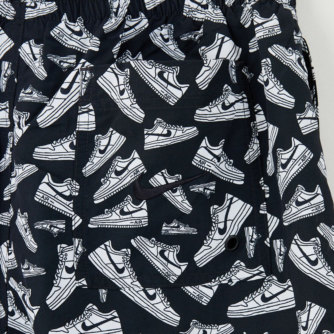 NIKE SWIM [ナイキスイム] エアフォース1プリント 7インチボレーショーツ [NESSF516] N001 ﾌﾞﾗｯｸ