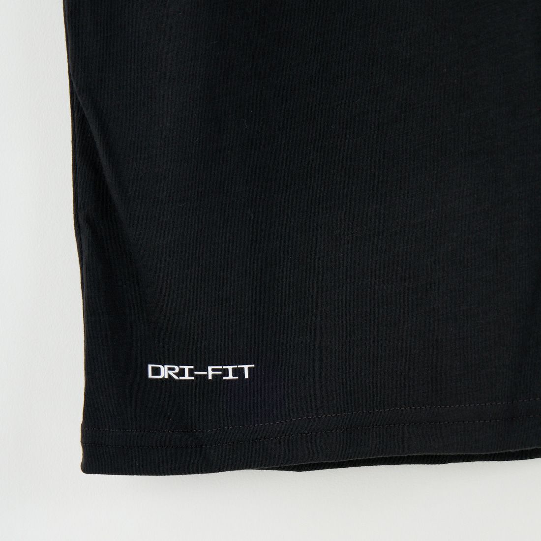 NIKE SWIM [ナイキスイム] コットンライク スニーカーボックスラッシュガード [NESSF523] N001 ﾌﾞﾗｯｸ