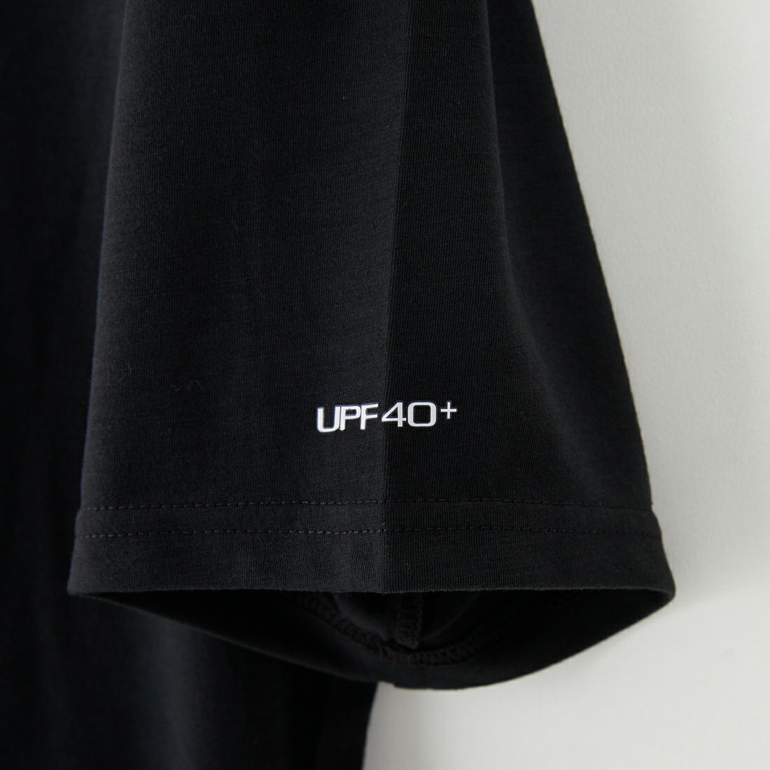 NIKE SWIM [ナイキスイム] コットンライク スニーカーボックスラッシュガード [NESSF523] N001 ﾌﾞﾗｯｸ