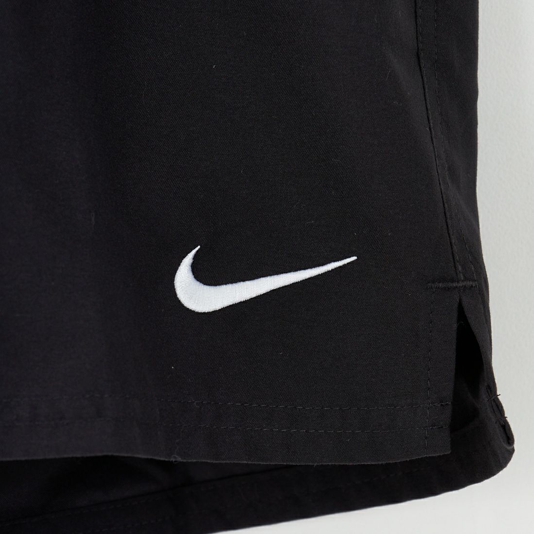 NIKE SWIM [ナイキスイム] ヒーロースタイル7インチボレーショーツ [NESSF559] N001 ﾌﾞﾗｯｸ