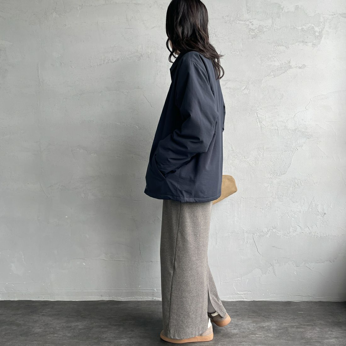 FRED PERRY [フレッドペリー] 別注 パデッドボタンスルージャケット [FPM-25A-23JF] NVY/HONEYC &&モデル身長：160cm 着用サイズ：S&&