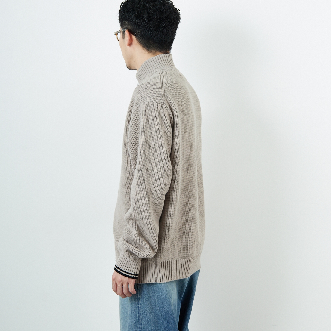 FRED PERRY [フレッドペリー] 別注 ドライバーズニット [FPM-25A-028JF] WARM OAT/B &&モデル身長：167cm 着用サイズ：L&&
