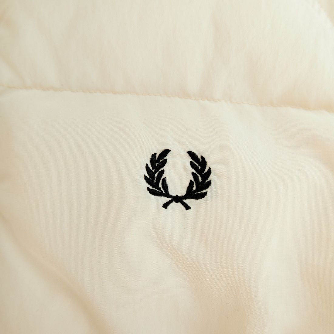 FRED PERRY [フレッドペリー] ラグランスリーブパデッドジャケット [J1118] 560 ECRU