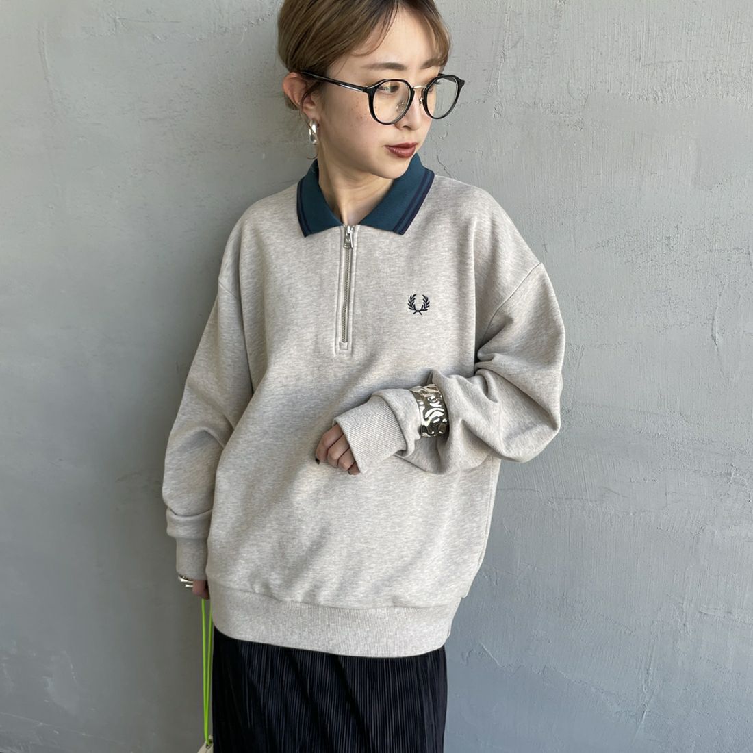 Hana　FRED PERRY サイドテープシャツ　スリッド Hana FRED PERRY サイドテープシャツ スリッド Hana FRED PERRY