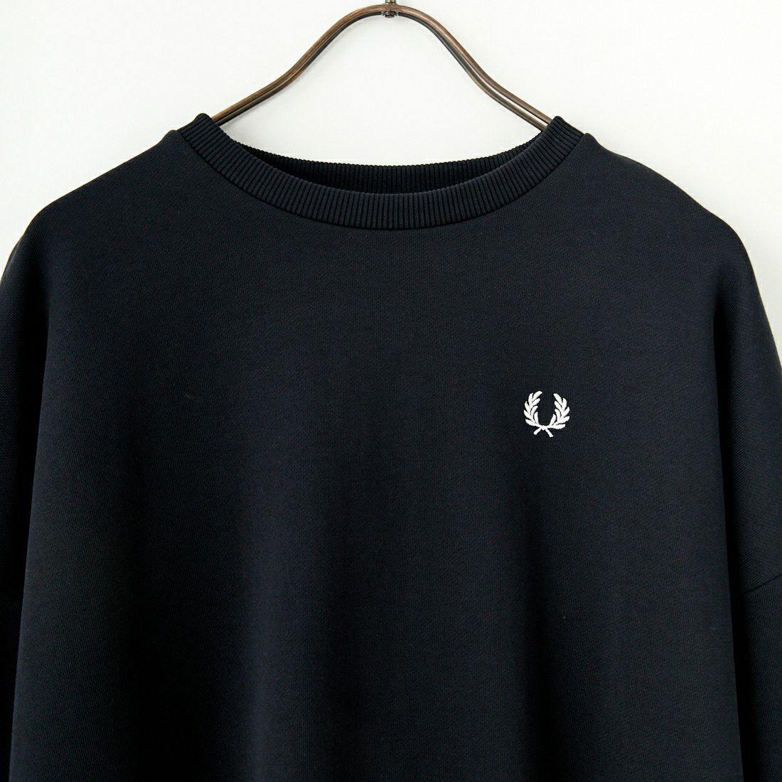 FRED PERRY [フレッドペリー] ツインティップ クロップドスウェット [G1148] 102 BLACK