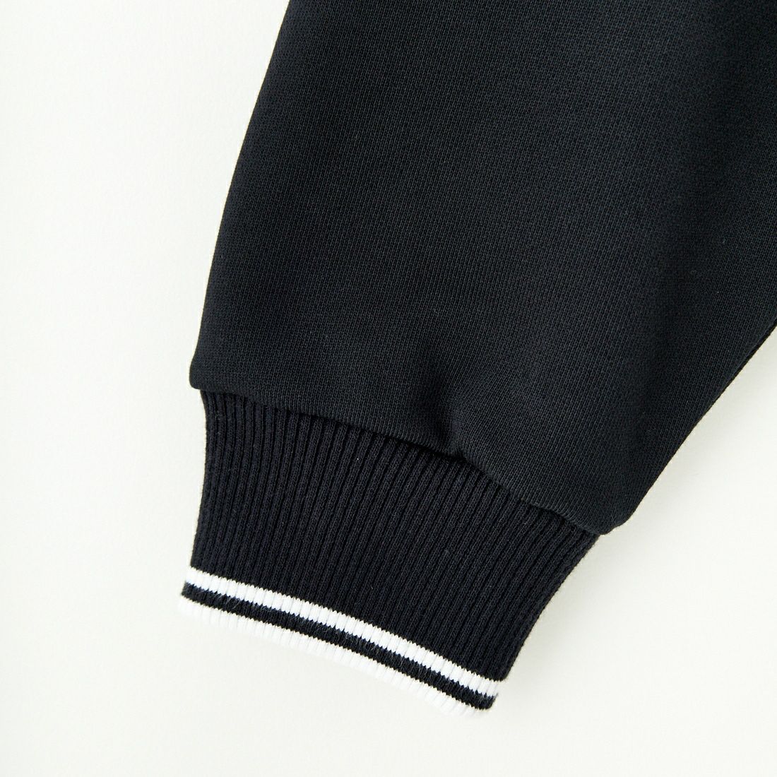 FRED PERRY [フレッドペリー] ツインティップ クロップドスウェット [G1148] 102 BLACK