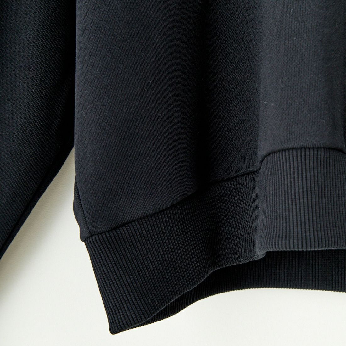 FRED PERRY [フレッドペリー] ツインティップ クロップドスウェット [G1148] 102 BLACK