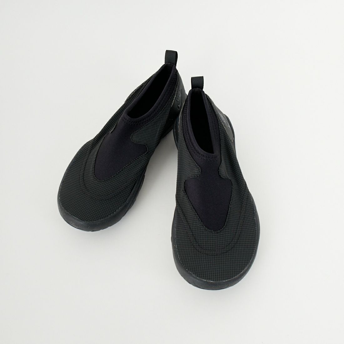 NIKE [ナイキ] アクア ターフ [FZ5627] 001 ﾌﾞﾗｯｸ