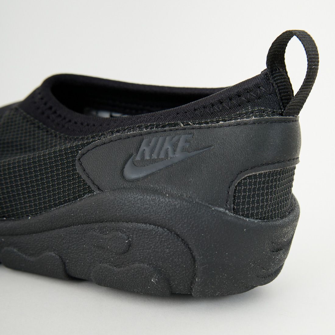 NIKE [ナイキ] アクア ターフ [FZ5627] 001 ﾌﾞﾗｯｸ