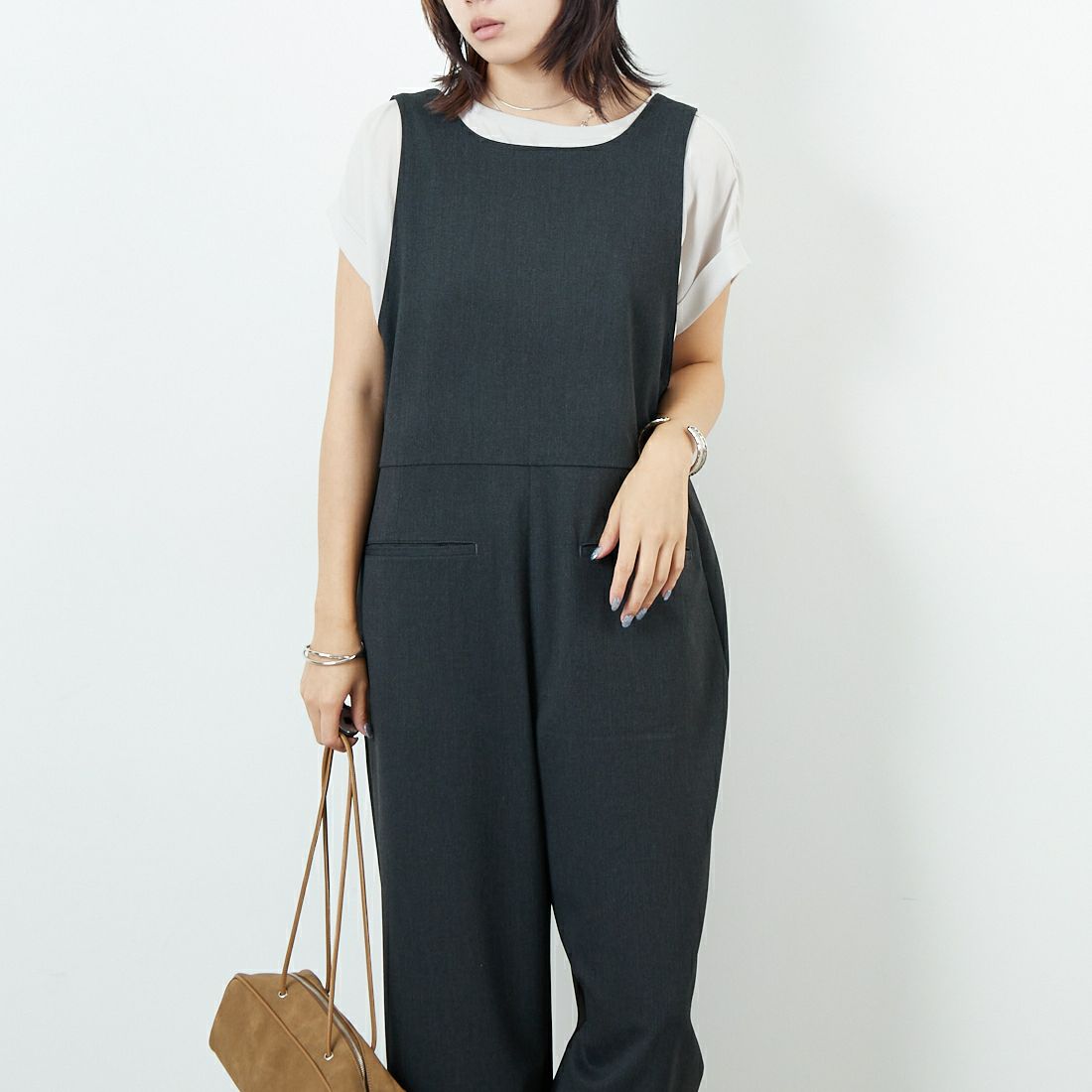Commencement [コメンスメント] 2WAYサロペット [C-305] CHARCOAL &&モデル身長：167cm 着用サイズ：F&&