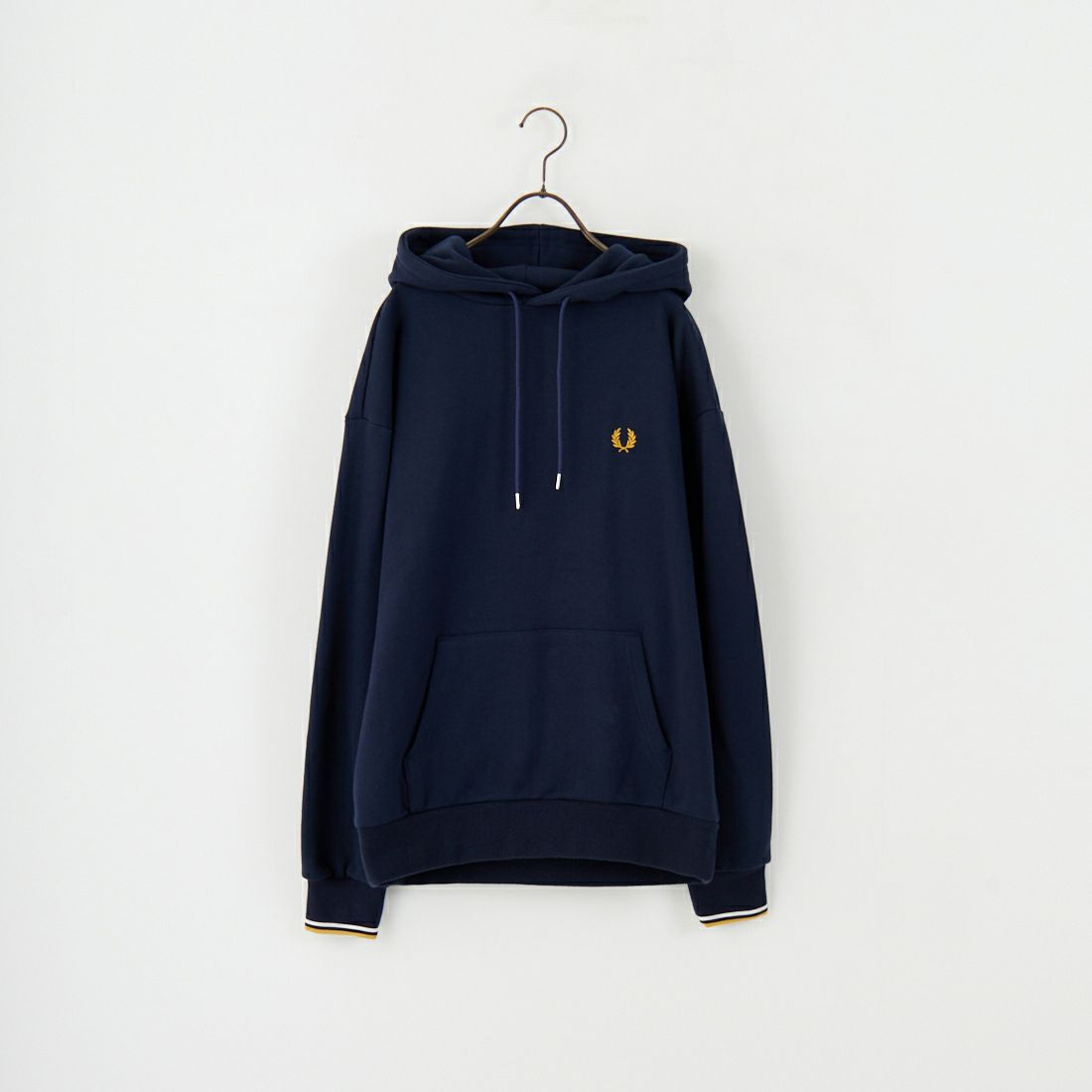 FRED PERRY [フレッドペリー] 別注 フードロゴ刺繍スウェットパーカー [FPM-25A-026JF] NVY/ECR/HO