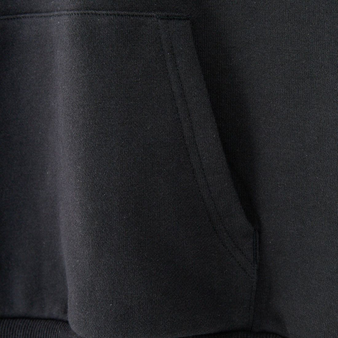 FRED PERRY [フレッドペリー] 別注 フードロゴ刺繍スウェットパーカー [FPM-25A-026JF] BLK/SHADED