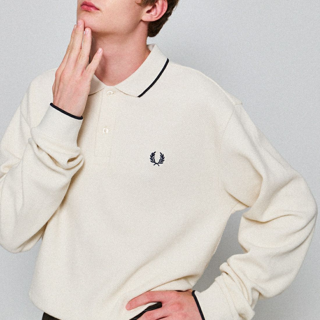 FRED PERRY [フレッドペリー] 別注 ワンポイントロゴ刺繍 ロングスリーブポロシャツ [FPM-25A-027JF] ECRU/NAVY