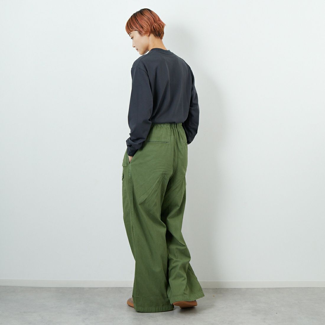 THE NORTH FACE [ザ ノースフェイス] ロングスリーブスクエアロゴTシャツ [NT82534] AG &&モデル身長：160cm 着用サイズ：S&&