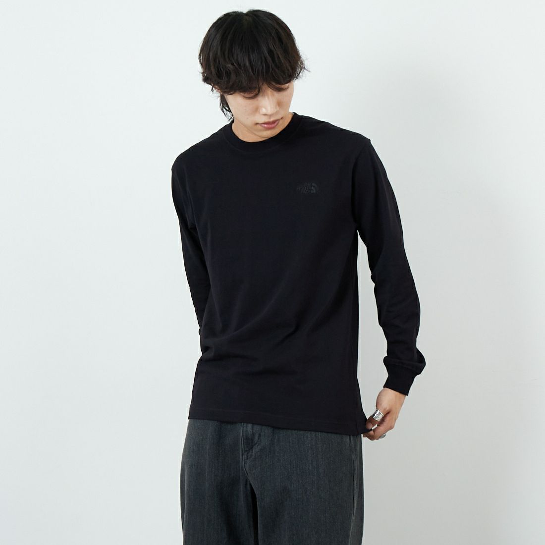 THE NORTH FACE [ザ ノースフェイス] ロングスリーブ ハーフドームウィンドウTシャツ [NT82546] K &&モデル身長：179cm 着用サイズ：M&&