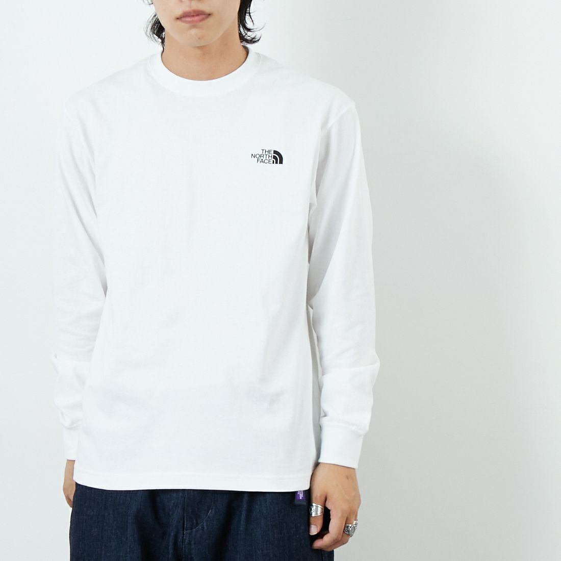 THE NORTH FACE [ザ ノースフェイス] ロングスリーブ スクエアデジタルグラフィックTシャツ [NT82545] W &&モデル身長：179cm 着用サイズ：M&&