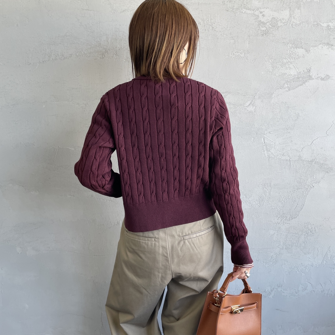 FRED PERRY [フレッドペリー] 別注 ケーブルニットカーディガン [FPW-25A-008JF] OXBLOOD/OA &&モデル身長：160cm 着用サイズ：10&&