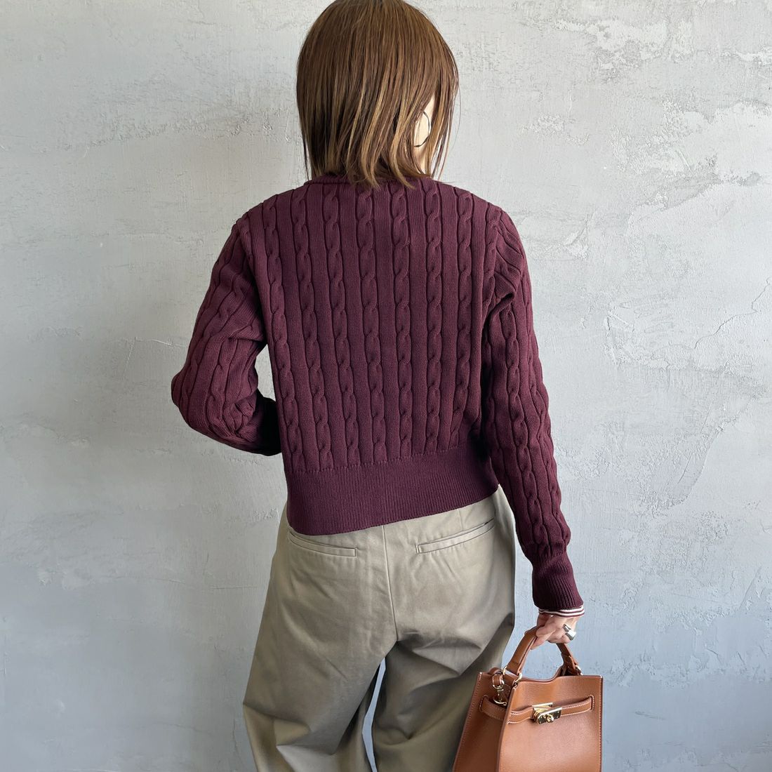 FRED PERRY [フレッドペリー] 別注 ケーブルニットカーディガン [FPW-25A-008JF] OXBLOOD/OA &&モデル身長：160cm 着用サイズ：10&&