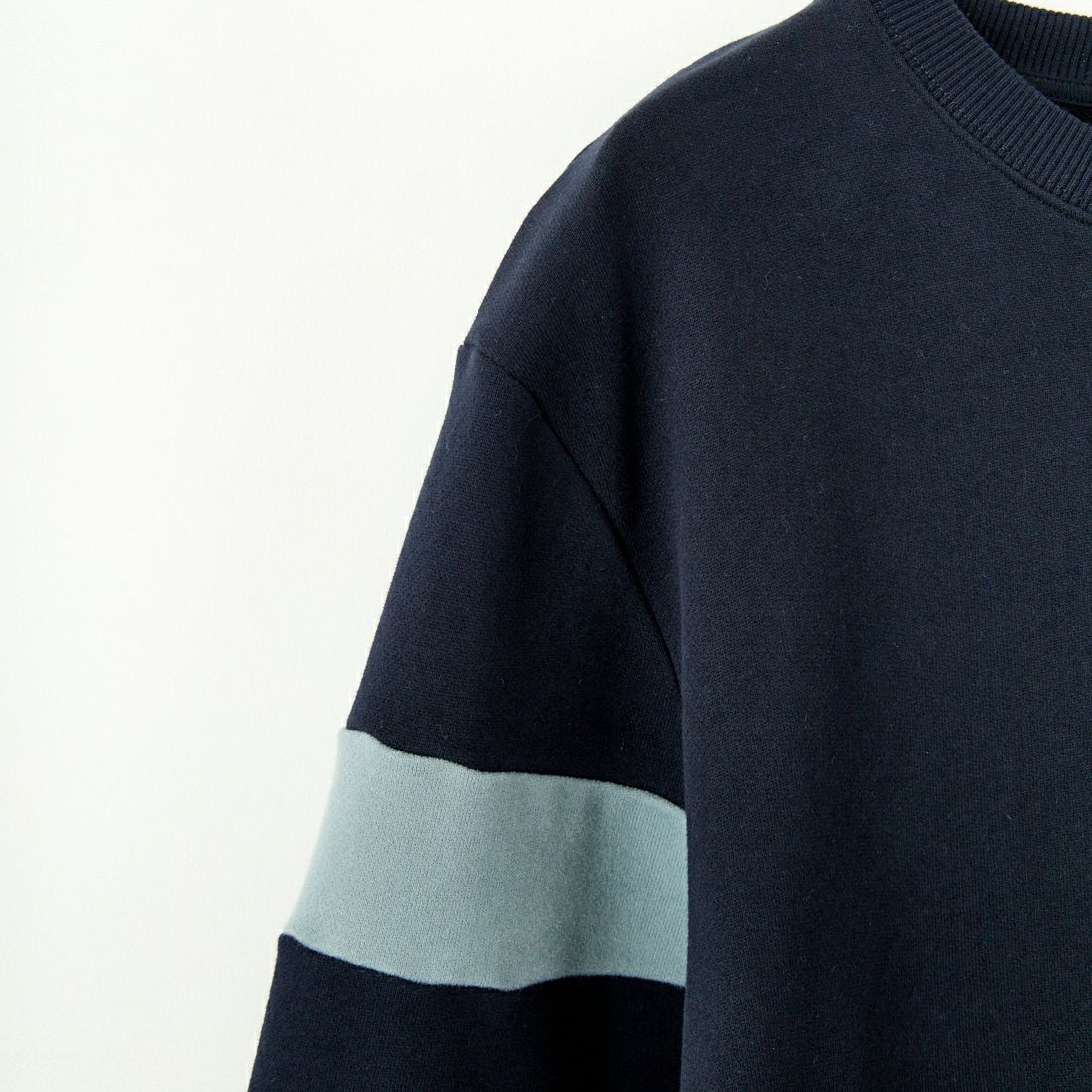 FRED PERRY [フレッドペリー] ピーチドティップドスリーブ クルーネックスウェット [M1731] 608 NAVY
