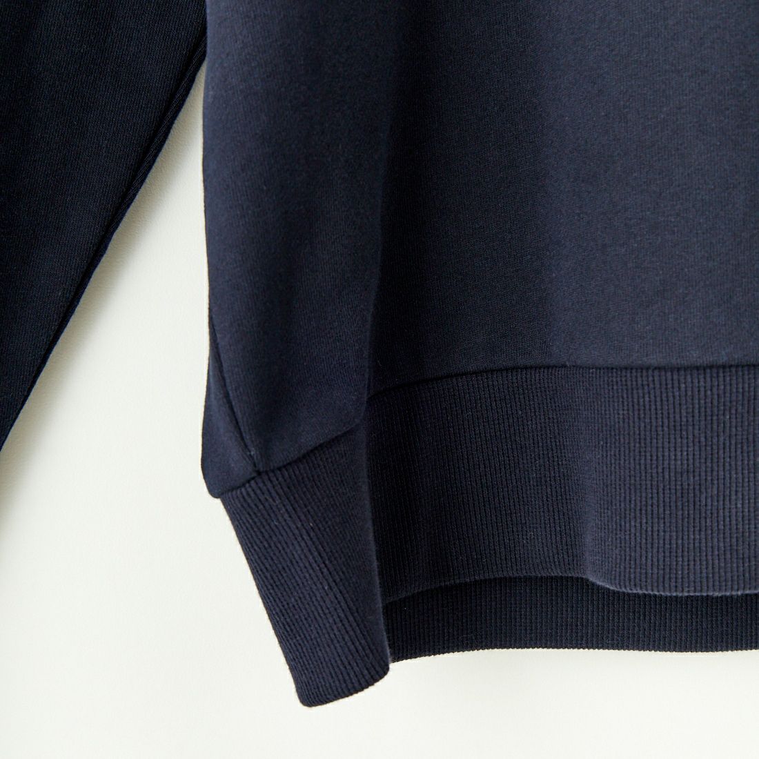 FRED PERRY [フレッドペリー] テニスバッジ クルーネックスウェット [M1751] 608 NAVY