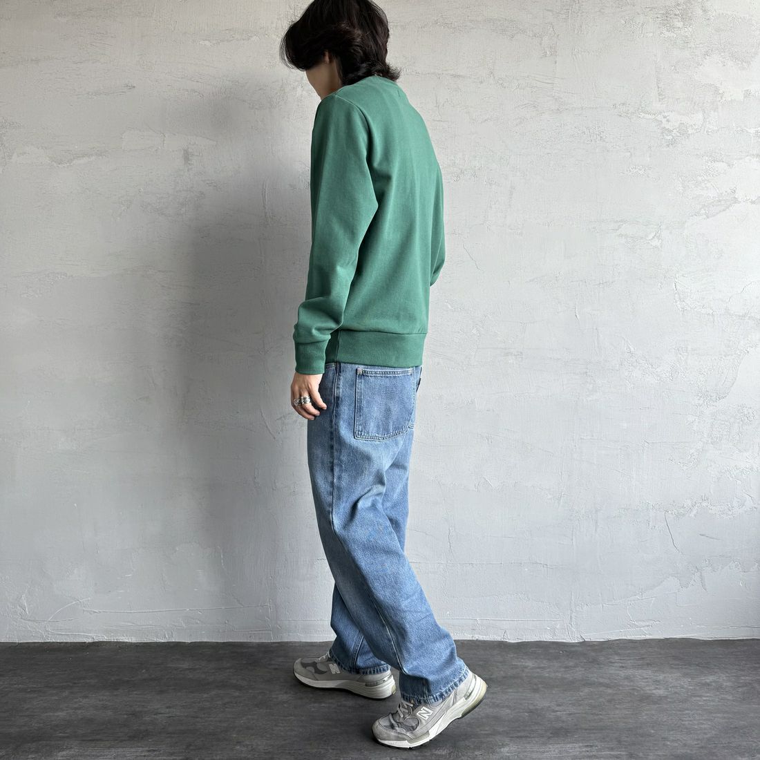 FRED PERRY [フレッドペリー] Chosen by Champions クルーネックスウェット [M1605] Z18 SPORT &&モデル身長：179cm 着用サイズ：M&&