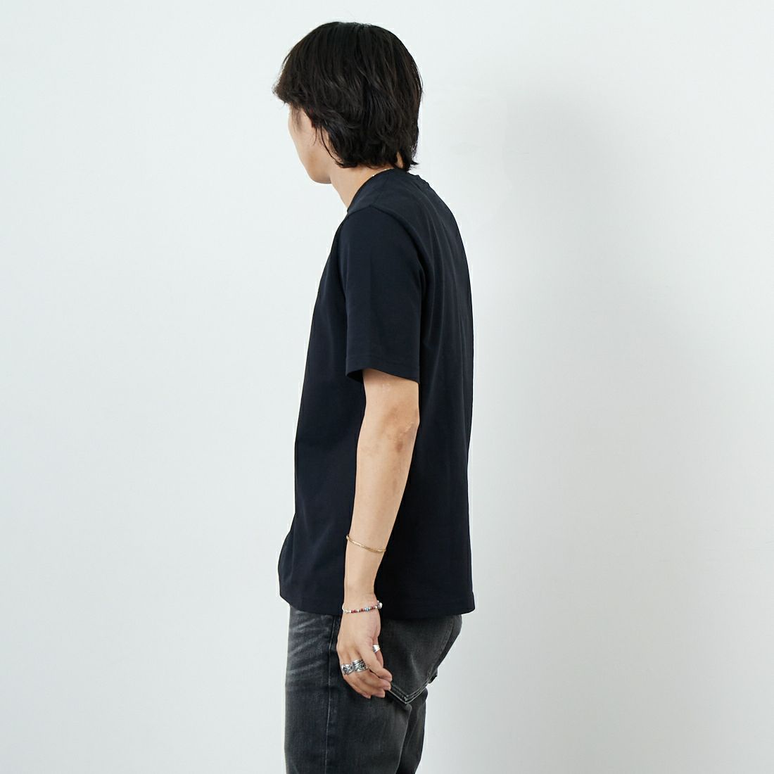 MAISON KITSUNE [メゾン キツネ] ハンドライティング コンフォートTシャツ [MM00126KJ7025]O197 BK/WH &&モデル身長：179cm 着用サイズ：S&&