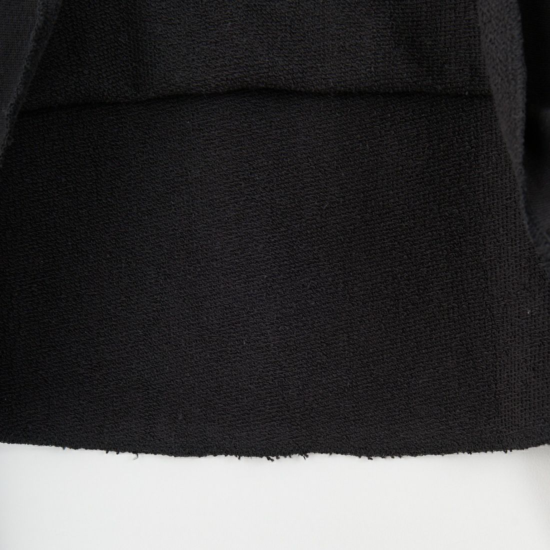 MANHATTAN PORTAGE [マンハッタンポーテージ] 別注 ロゴプリント カットオフスウェット [25FWMP-INL016-JF] BLACK