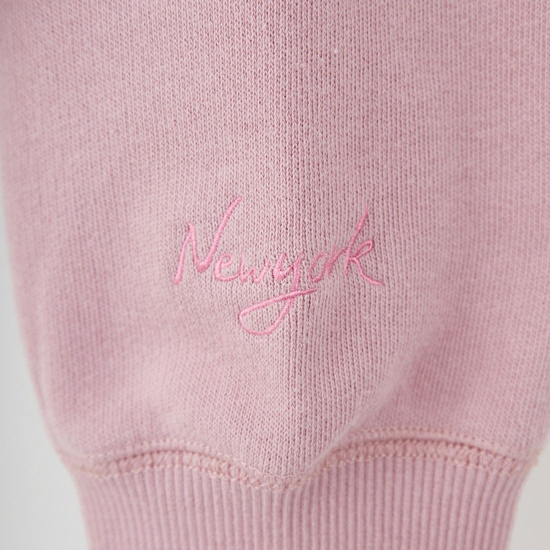 MANHATTAN PORTAGE [マンハッタンポーテージ] 別注 ロゴプリント カットオフスウェット [25FWMP-INL016-JF] PINK