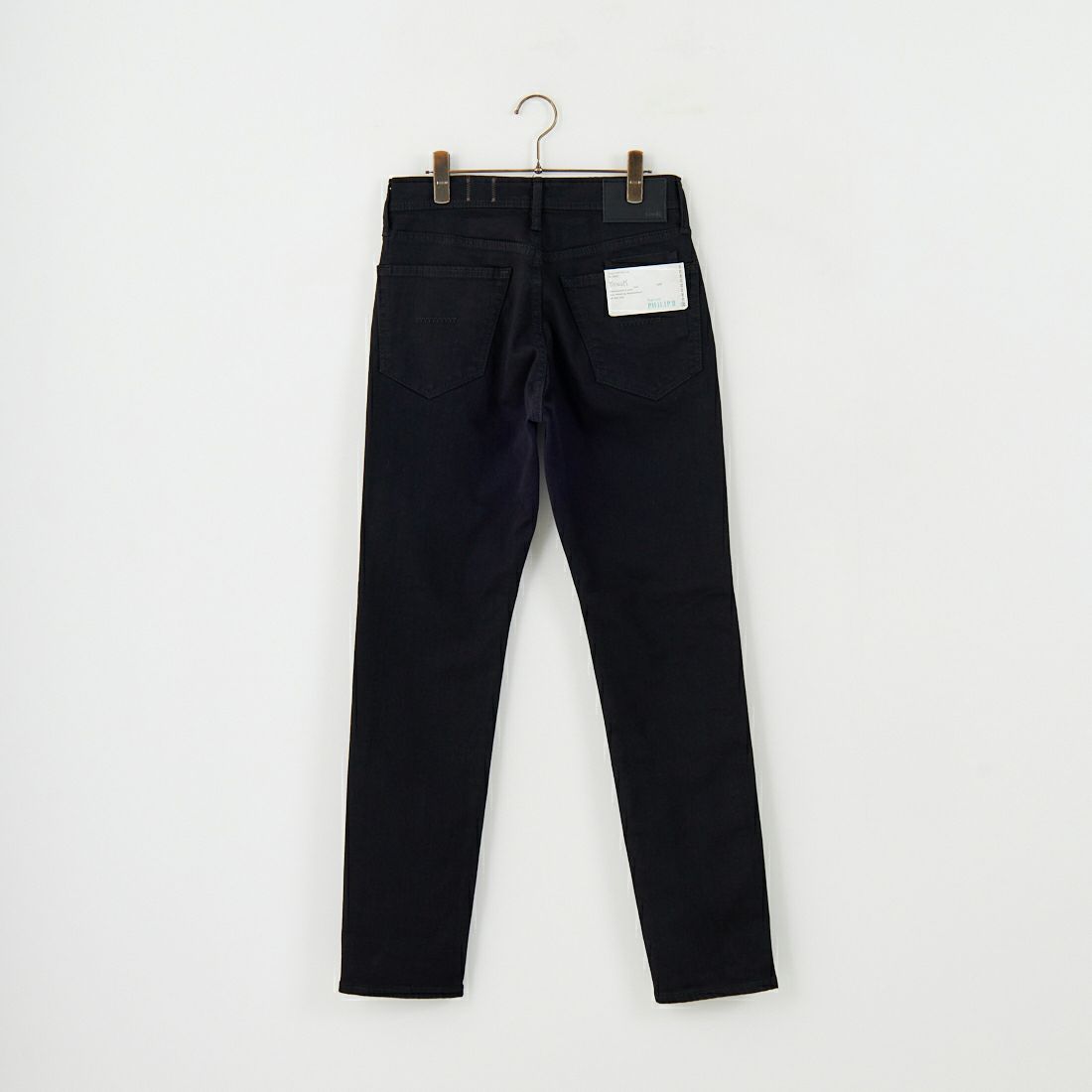 YANUK [ヤヌーク] テーパードデニム PHILIP2 [57253014] BLK