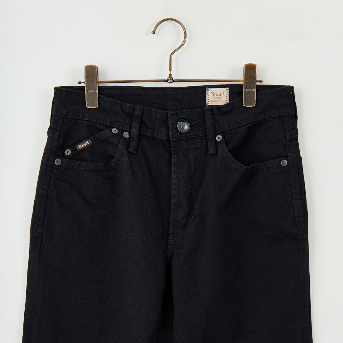 YANUK [ヤヌーク] テーパードデニム PHILIP2 [57253014] BLK