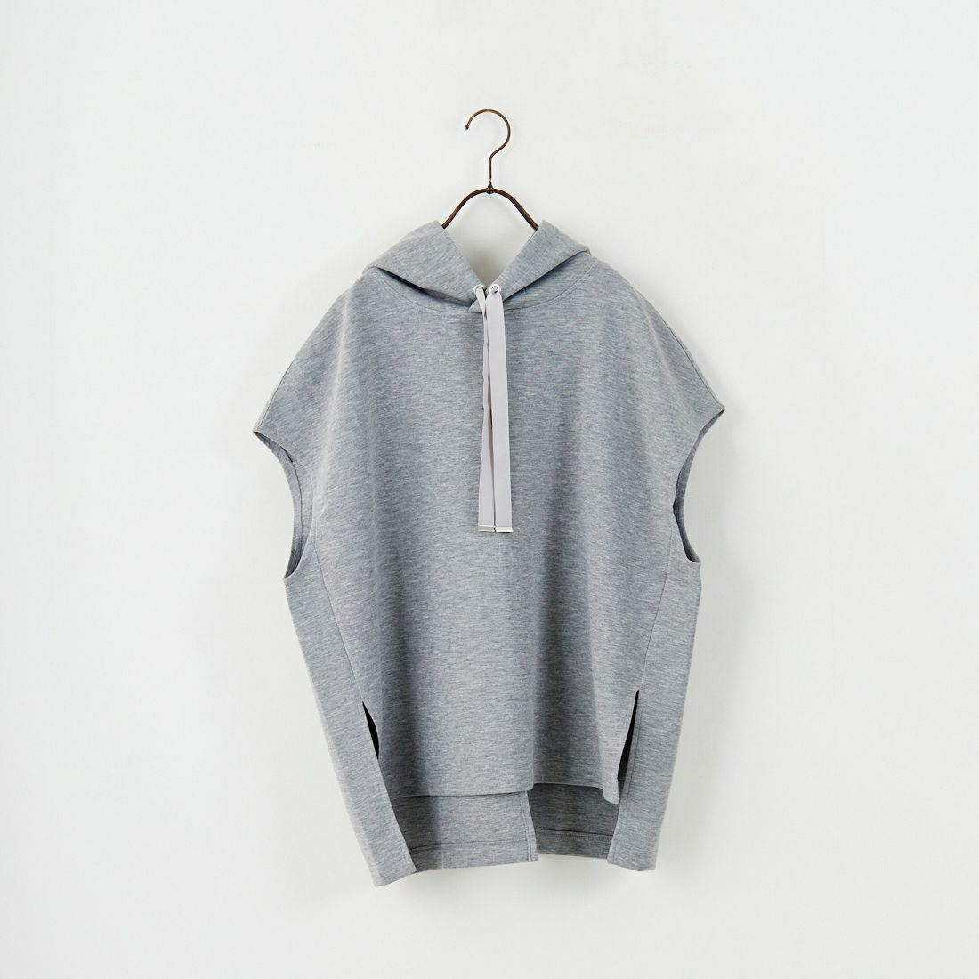 07 GRAY
