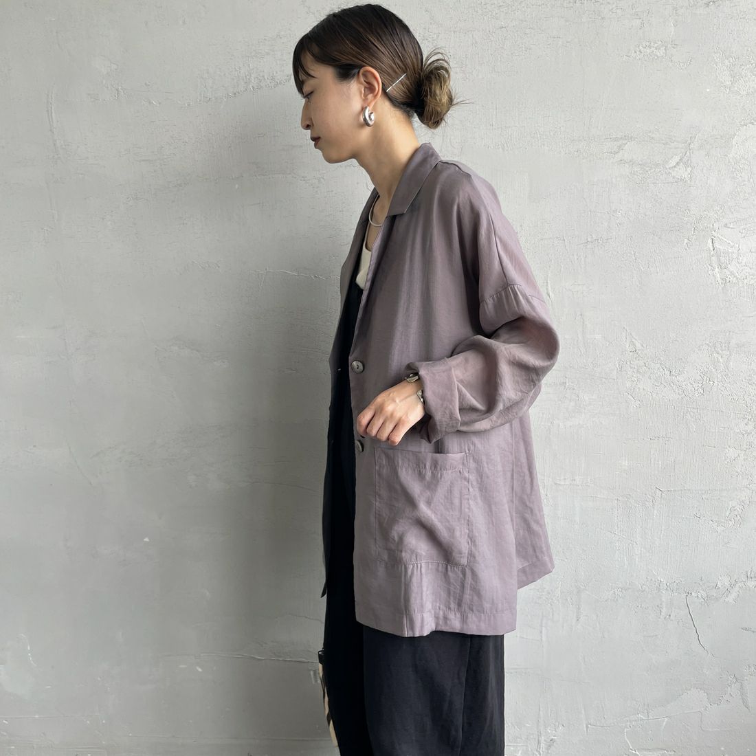 nenom [ネノム] シアーテーラードジャケット [NE25132082] 07 GRAY &&モデル身長：150cm 着用サイズ：F&&