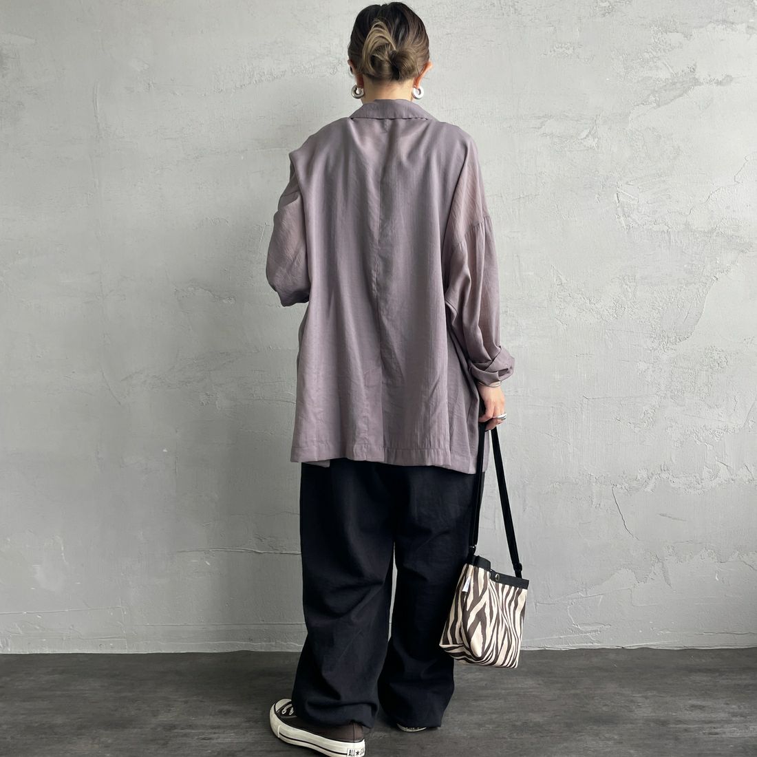 nenom [ネノム] シアーテーラードジャケット [NE25132082] 07 GRAY &&モデル身長：150cm 着用サイズ：F&&