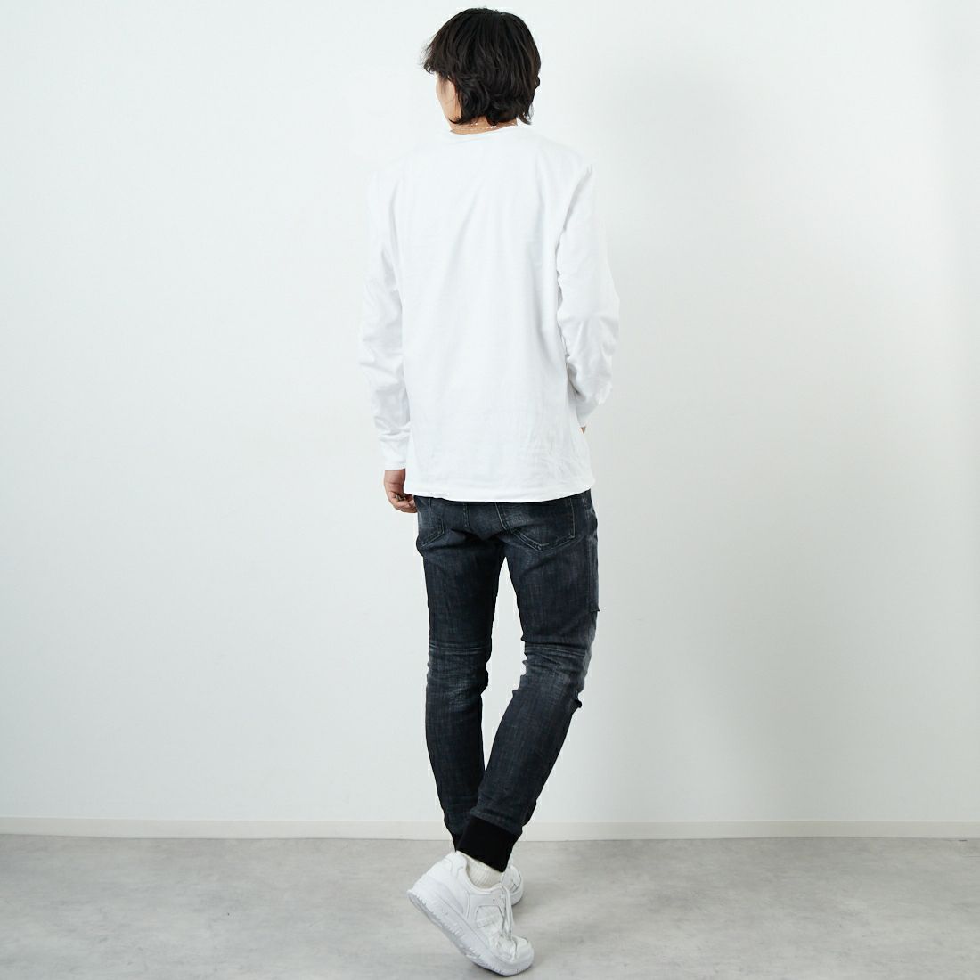 Dsquared2 [ディースクエアード] トラックデニムパンツ [74KB1080-30357] 900 BLACK &&モデル身長：179cm 着用サイズ：46&&