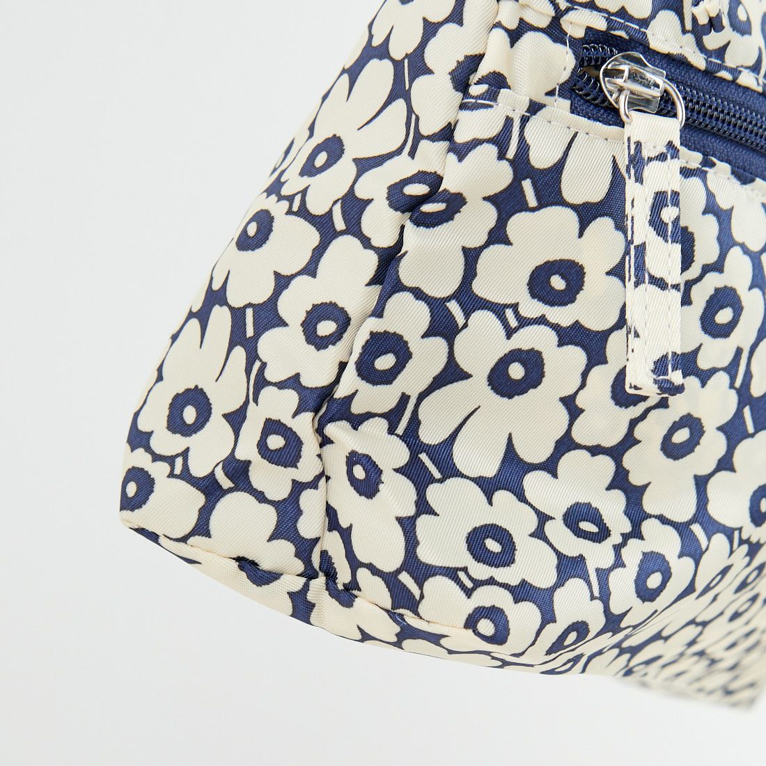 marimekko [マリメッコ] Neat クロスボディショルダーバッグ [52254-2-94573] 37 ﾈｲﾋﾞｰ