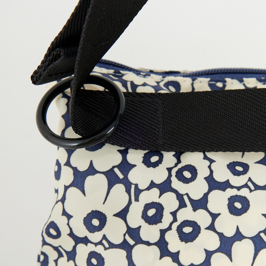 marimekko [マリメッコ] Neat クロスボディショルダーバッグ [52254-2-94573] 37 ﾈｲﾋﾞｰ