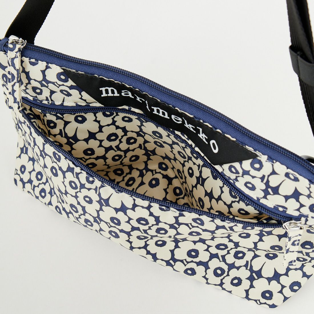 marimekko [マリメッコ] Neat クロスボディショルダーバッグ [52254-2-94573] 37 ﾈｲﾋﾞｰ