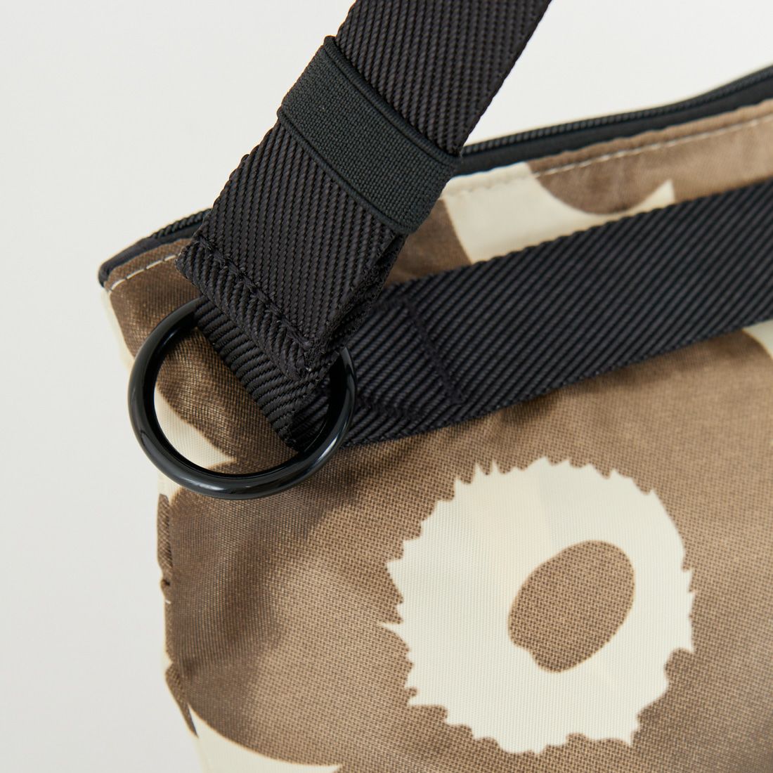 marimekko [マリメッコ] Neat クロスボディショルダーバッグ [52254-2-94572] 81 ｸﾞﾚｰｼﾞｭ